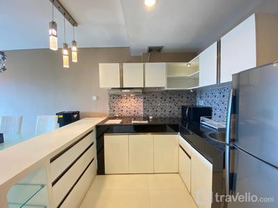 Apartemen El Royale - Deluxe and Well Appointed 2BR at El Royale Apartment By Travelio