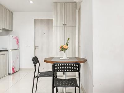 Apartemen Azalea Suites - Simply Look Apartment Studio at Azalea Suites By Travelio