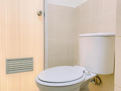 Apartemen Podomoro Golf View - Warm Studio Unfurnished with AC at Podomoro Golf View Apartment By Travelio