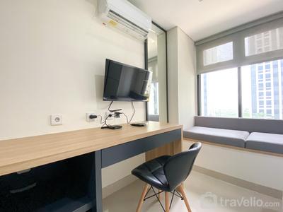 Apartemen Pollux Chadstone - Cozy and Minimalist Studio at Pollux Chadstone Apartment By Travelio