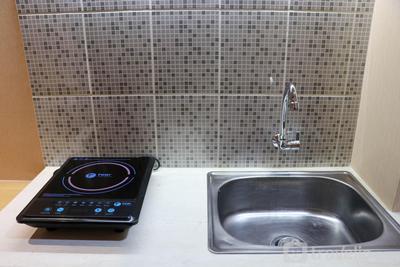 Apartemen Evenciio Margonda - Cozy and Minimalist Studio at Evenciio Margonda Apartment By Travelio