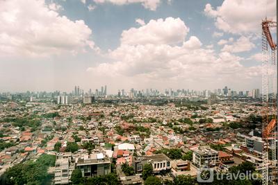 Apartemen Gallery West Residence - Comfy 1BR with Storage Room at Gallery West Residence Apartment By Travelio