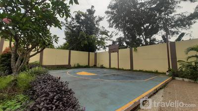 Apartemen Easton Park - Nice and Homey 1BR at Easton Park Apartment By Travelio