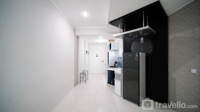 Apartemen The VIA And The Vue Ciputra World - Stunning and Cozy 1BR at The Via and The Vue Apartment By Travelio