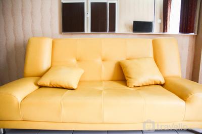 Apartemen Mutiara Bekasi - Pool View 2BR Mutiara Bekasi Apartment By Travelio