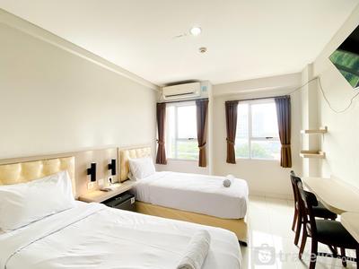 Apartemen Elvis Tower - Cozy Stay Studio Apartment (No Kitchen) at Elvis Tower By Travelio