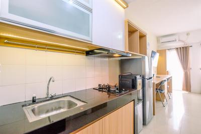 Apartemen Park View Condominium - Comfortable Studio at Park View Condominium Apartment By Travelio