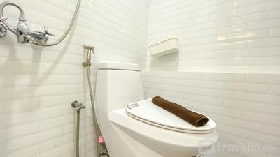 Apartemen Green Park View - Homey and Modern Look 2BR 6th Floor Green Park View Apartment By Travelio