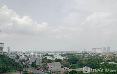 Apartemen Springwood Residence Tangerang - Cozy Studio Apartment with Super Single Bed at Springwood Residence By Travelio