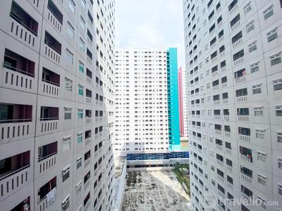 Apartemen Green Pramuka City - Good Deal and Minimalist 2BR Green Pramuka City Apartment By Travelio