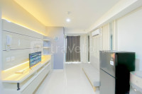Modern 2BR at Daan Mogot City Apartment By Travelio