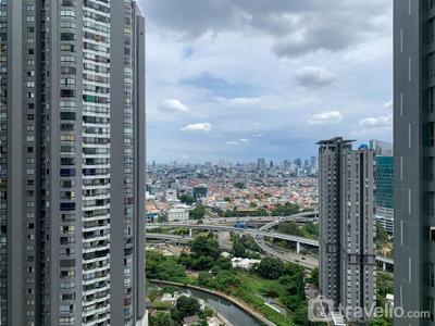 Apartemen Taman Anggrek Residence - Nice and Elegant Studio Apartment at 31th Floor Taman Anggrek Residence By Travelio