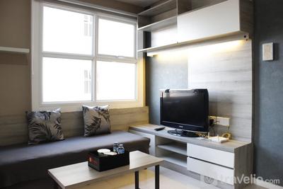 Apartemen Parahyangan Residence - Quiet 2BR Apartment at Parahyangan Residence with Mountain View By Travelio