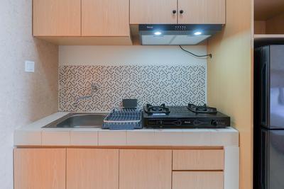 Apartemen Dave - Comfortable and Well Furnished Studio Dave Apartment By Travelio