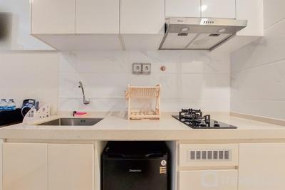 Apartemen Sky House BSD - Minimalist Designed and Homey Stay Studio at Sky House BSD Apartment By Travelio