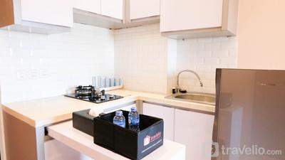 Apartemen Gunawangsa Tidar - Comfy and Homey 2BR at Gunawangsa Tidar Apartment By Travelio