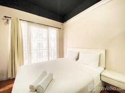 Comfort Minimalist Studio at 3rd Floor Grand Asia Afrika Apartment By Travelio