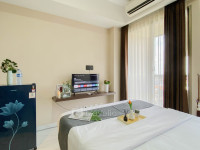 Apartemen Sakura Garden City - Dark Wood Touch Studio at Sakura Garden City Apartment By Travelio