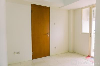 Apartemen Green Lake View - Unfurnished Combined 2BR Green Lake View Apartment with AC By Travelio