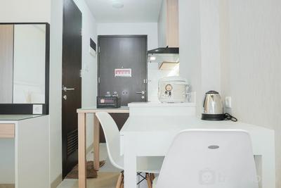 Apartemen Mustika Golf Residence - Cozy Living Studio Apartment Mustika Golf Residence By Travelio