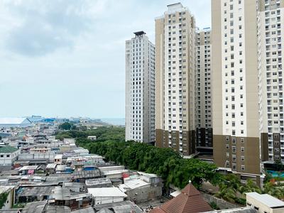 Apartemen Pluit Sea View - Restful and Minimalist 2BR Pluit Sea View Apartment By Travelio