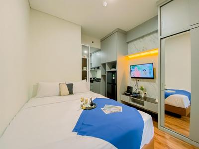 Cozy Studio Apartment at Transpark Cibubur By Travelio