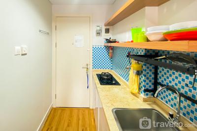 Apartemen Patraland Urbano - Well Furnished Studio Room at High Floor Patraland Urbano Apartment By Travelio