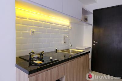 Apartemen Grand Asia Afrika - Best Deal Studio at Grand Asia Afrika Apartment By Travelio