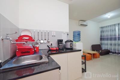 Apartemen Green Bay Condominium - Homey 1BR Apartment with City View Green Bay Condominium By Travelio