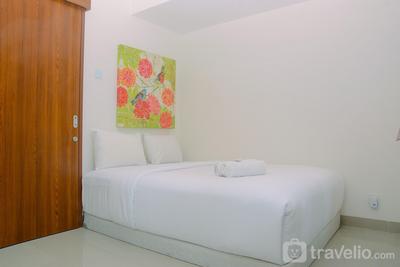 Cozy and Simple Living 1BR Grand Kamala Lagoon Apartment By Travelio