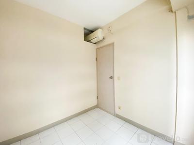 Apartemen Grand Center Point Bekasi - Strategic 2BR Unfurnished with AC at Grand Center Point Bekasi Apartment By Travelio