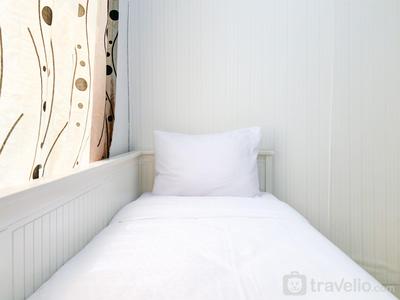 Apartemen Green Bay Pluit - Nice Designed 2BR with Pool View at Green Bay Pluit Apartment By Travelio