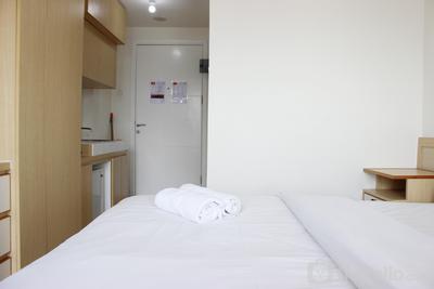 Apartemen Parahyangan Residence - Relaxing Studio Apartment at Parahyangan Residence with Mountain View By Travelio