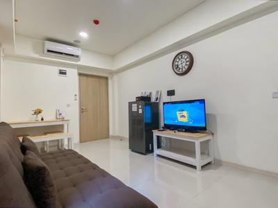 Apartemen Meikarta - Comfort Living 1BR + Office Room at Meikarta Apartment By Travelio