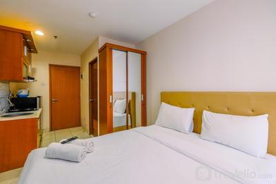 Apartemen Cinere Bellevue Suites - Cozy Living Studio Room at Cinere Bellevue Suites Apartment By Travelio