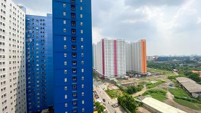 Apartemen Green Pramuka City - Unfurnished 2BR Apartment with AC at 18th Floor Green Pramuka City By Travelio