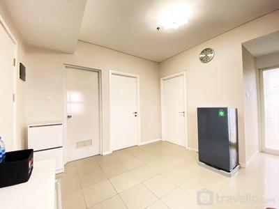 Apartemen Parahyangan Residence - Comfy and Modern 2BR Apartment at Parahyangan Residence By Travelio