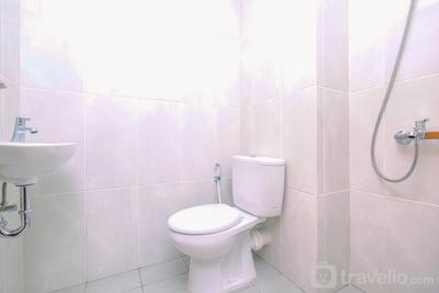 Apartemen Evenciio Margonda - Unfurnished Studio Room with AC at Evenciio Margonda Apartment By Travelio