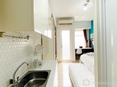 Apartemen Springlake Summarecon Bekasi - Modern and Nice Studio at Springlake Summarecon Bekasi Apartment By Travelio