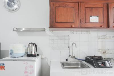 Apartemen Green Palace Kalibata - Modern 2BR at Green Palace Kalibata Apartment By Travelio