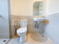 Apartemen Meikarta District 1 - Spacious Unfurnished 3BR with AC at Meikarta Apartment By Travelio