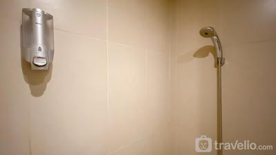 Apartemen Elpis Residence - Studio Unfurnished with AC Apartment at Elpis Residence By Travelio