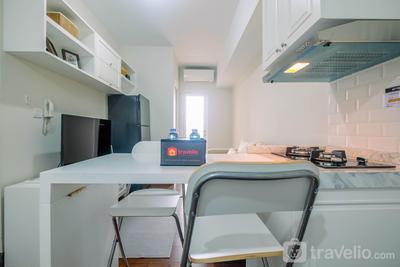 Apartemen Springlake Summarecon Bekasi - Spacious and Modern 2BR Springlake Summarecon Bekasi Apartment By Travelio