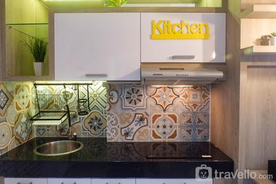 Apartemen Puncak Dharmahusada - Relaxing and Serene 2BR Apartment at Puncak Dharmahusada By Travelio