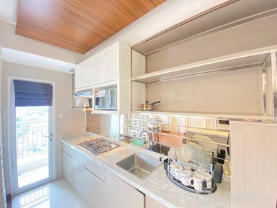 Apartemen Parahyangan Residence - Luxurious 2BR Apartment at Parahyangan Residence By Travelio