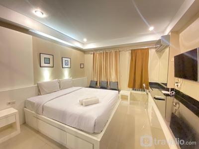 Apartemen Galeri Ciumbuleuit 2 - Beautiful Studio Room at Galeri Ciumbuleuit 2 Apartment with City View By Travelio