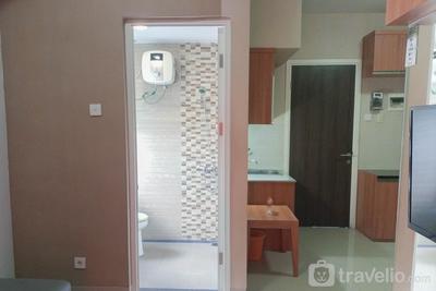 Apartemen Student Castle Yogyakarta - Comfort and Minimalist 1BR at Student Castle Yogyakarta Apartment By Travelio