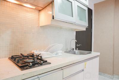 Apartemen Belmont Residence Puri - Vibrant 1BR Apartment at Belmont Residence Puri By Travelio