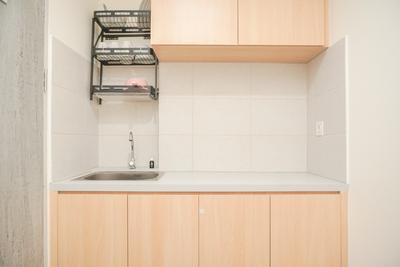 Apartemen Osaka Riverview PIK 2 - Cozy and 2BR without Living Room at Osaka Riverview PIK 2 Apartment By Travelio