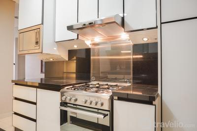 Apartemen Permata Hijau Residence - Spacious and Elegant 3BR Apartment at Permata Hijau Residence By Travelio